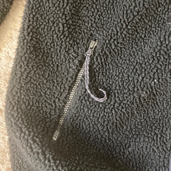 Fjallraven Black Fleece Zip-Up Jacket - Picture 3 of 9